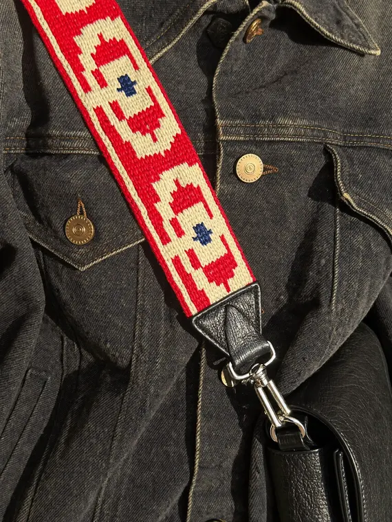 Bag campaign: bag strap, woven guitar strap on denim