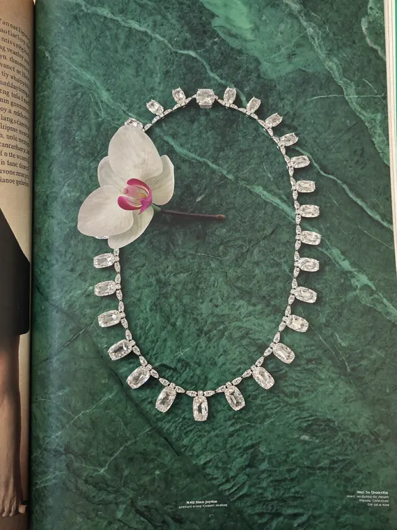 Jewellery product photography: Lux Soul, emeralds on the marble