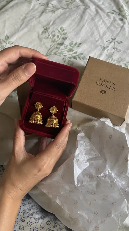 Jewellery AI UGC reel: Nani's Locker, unboxing the jhumkas